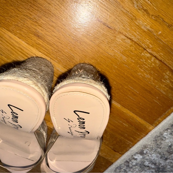 GUC LEMON DROP CLEAR STRAPS WEDGES PLATFORMS SZ 8.5 SHOES SANDALS‎ - Picture 6 of 7